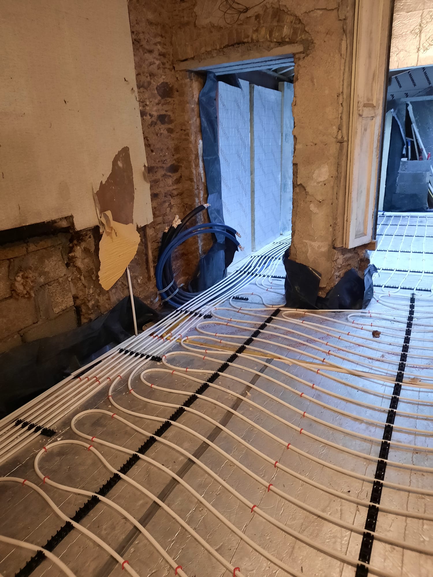 Loops routed back to the manifold